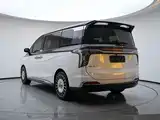 Фото 25 - Hongqi HQ9