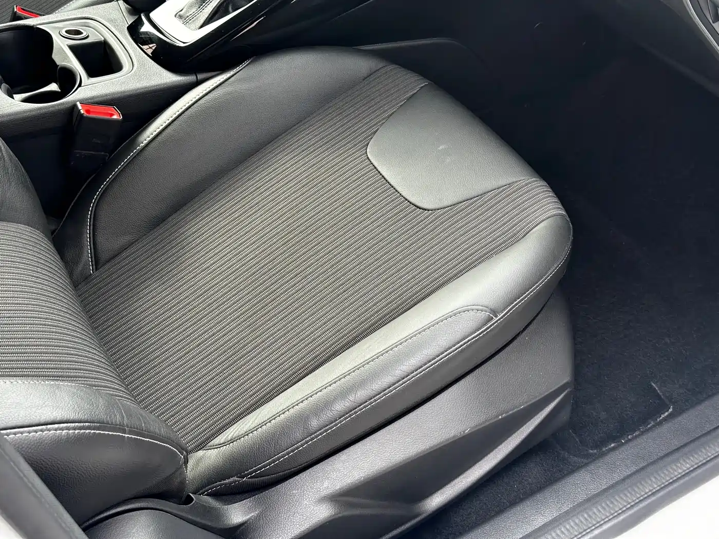 Ford Focus 2014 2012 Hatchback 2.0L Automatic Luxury Sport