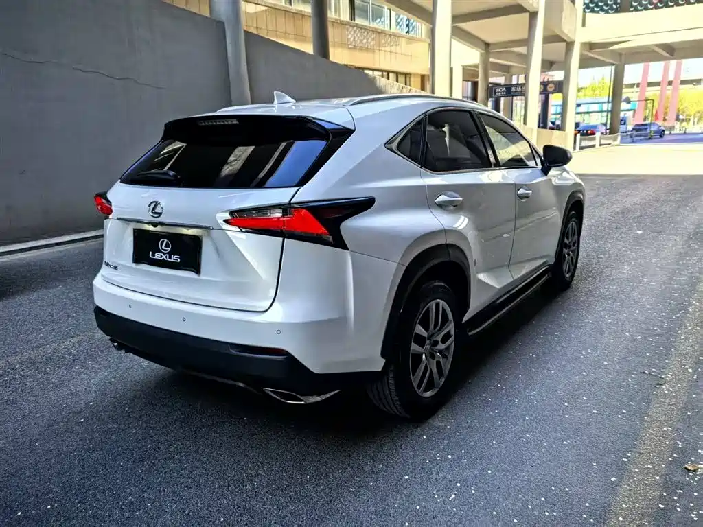 Lexus NX 2015 200t AWD F Sport фото 10