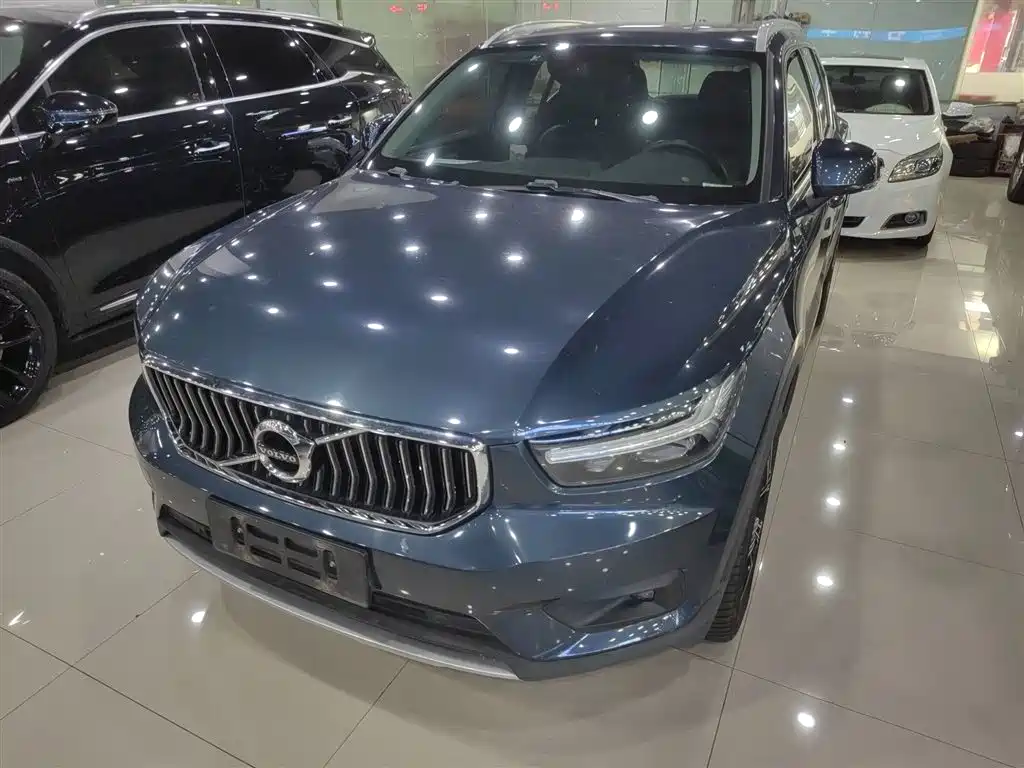 Volvo XC40 2021 T4 AWD Smart Luxury Edition