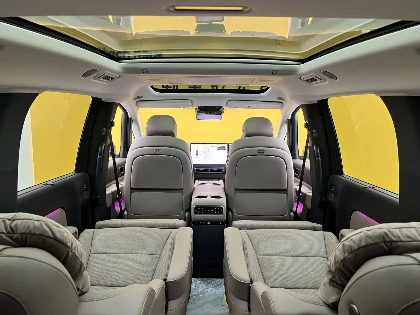 Li Auto MEGA 2026 2025 Model Home Family Special Edition
