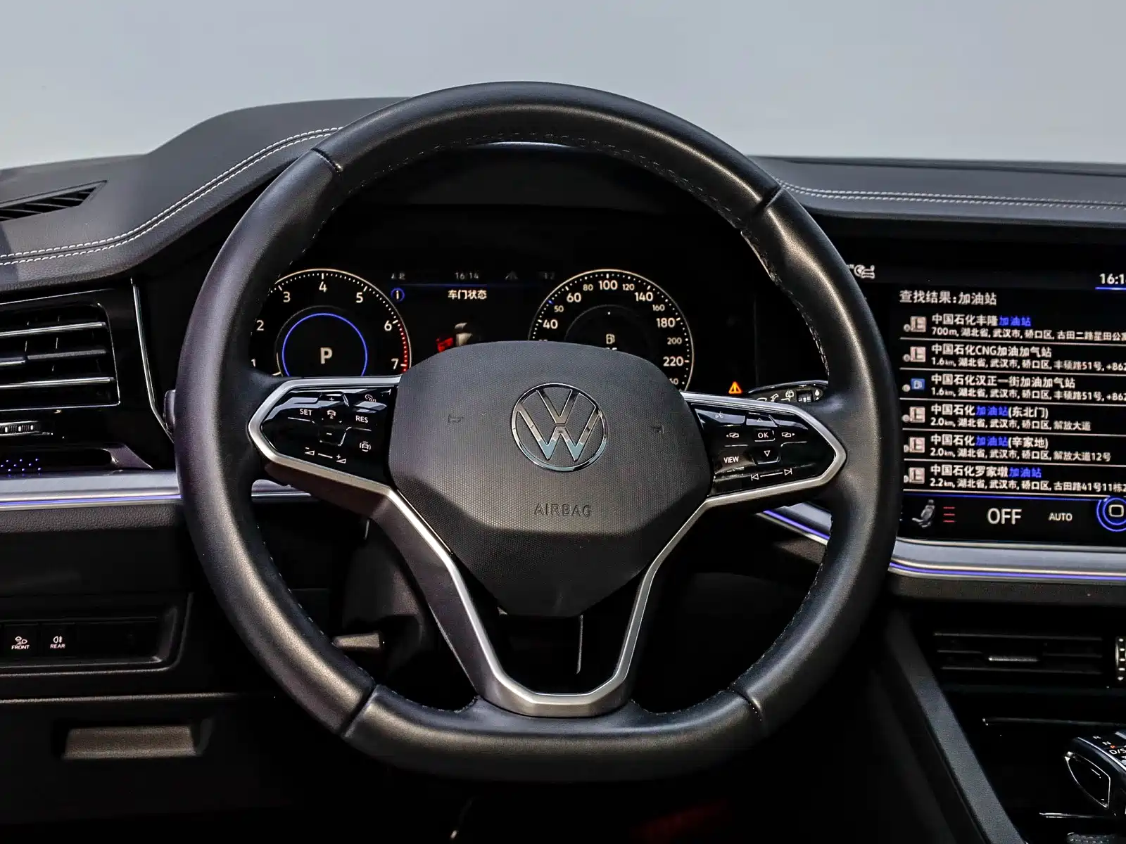 Photo 9 - Volkswagen Touareg