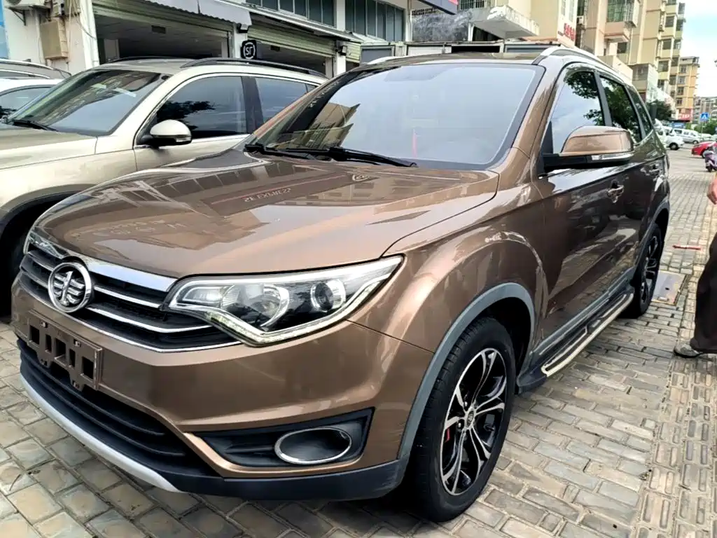 FAW Senya R7 2017 2017 Model 1.6L Automatic Luxury
