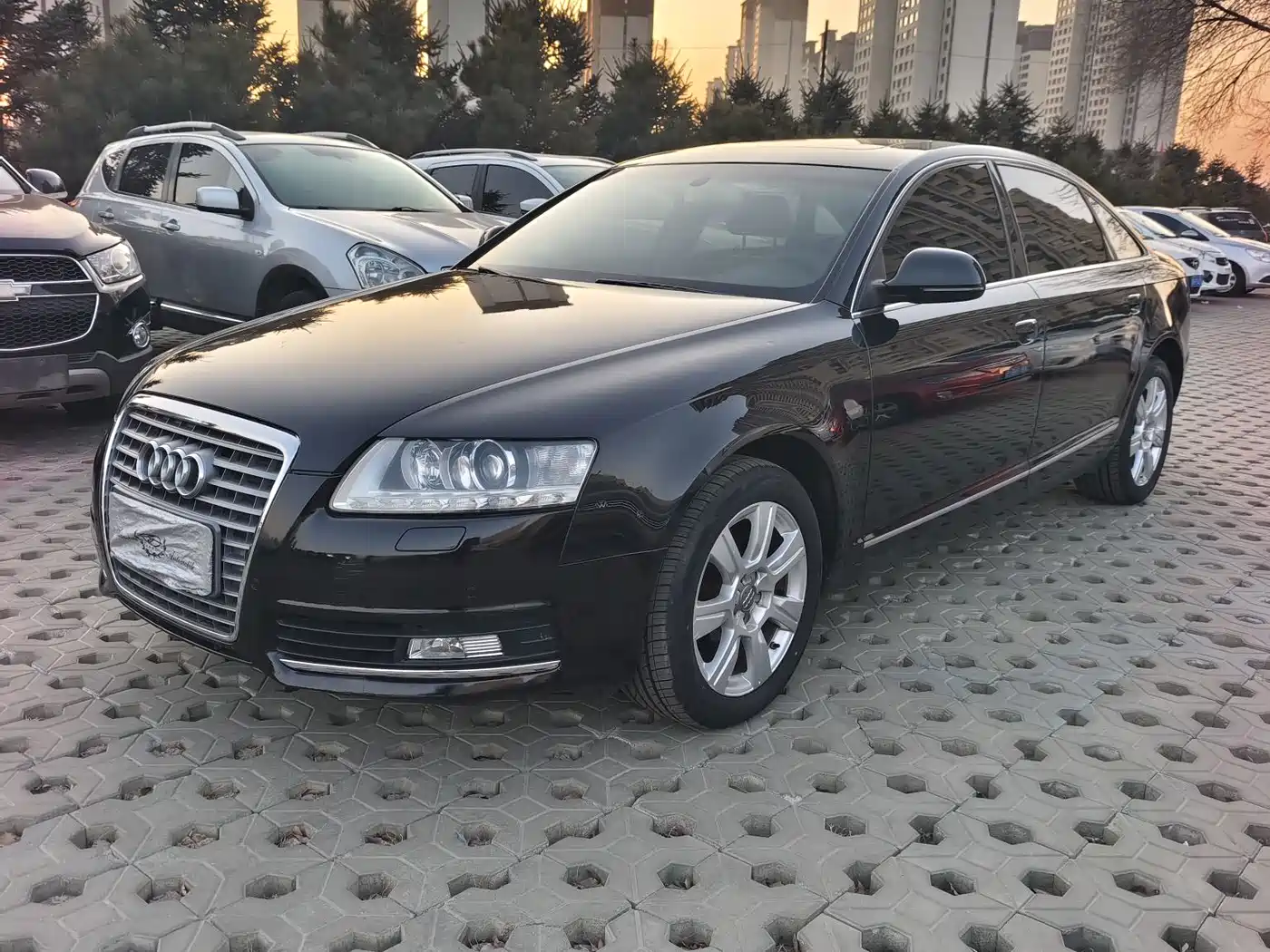 Photo 1 - Audi A6L