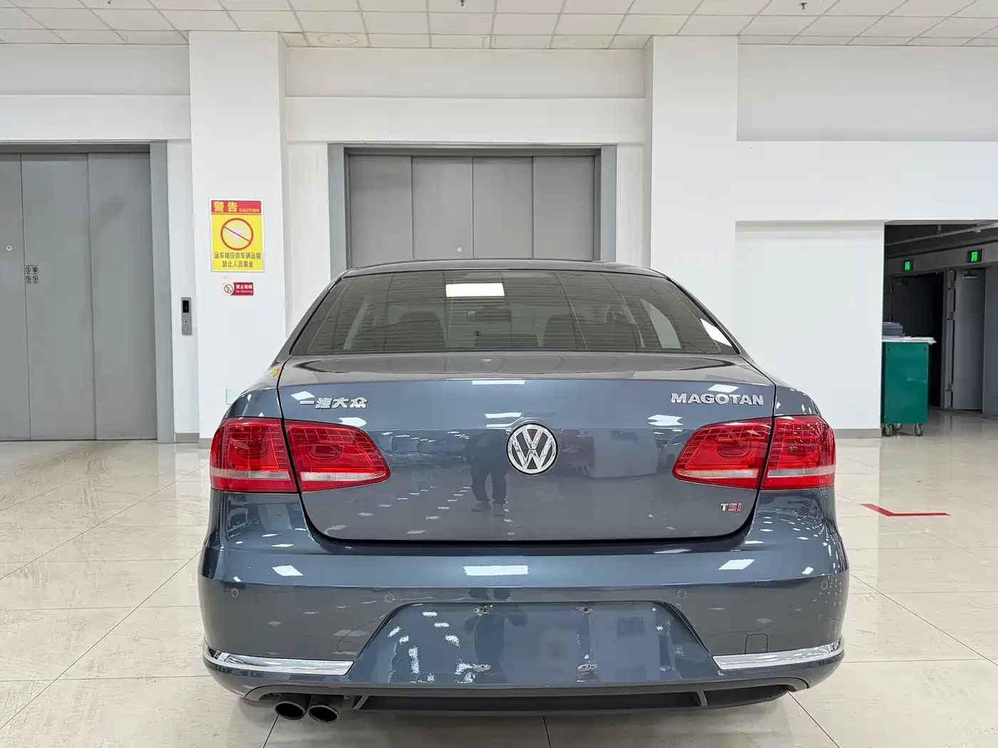 Volkswagen Magotan 2012 1.8TSI Premium фото 4