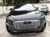 Фото 3 - Audi Q5 e-tron