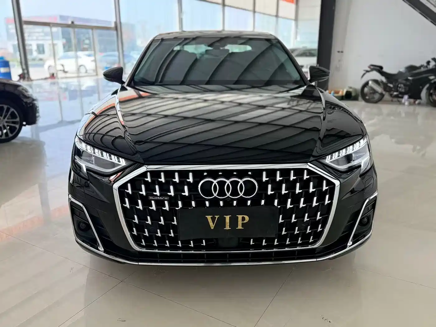 Audi A8 2024 Model A8L 50 TFSI quattro Premium Selection фото 2