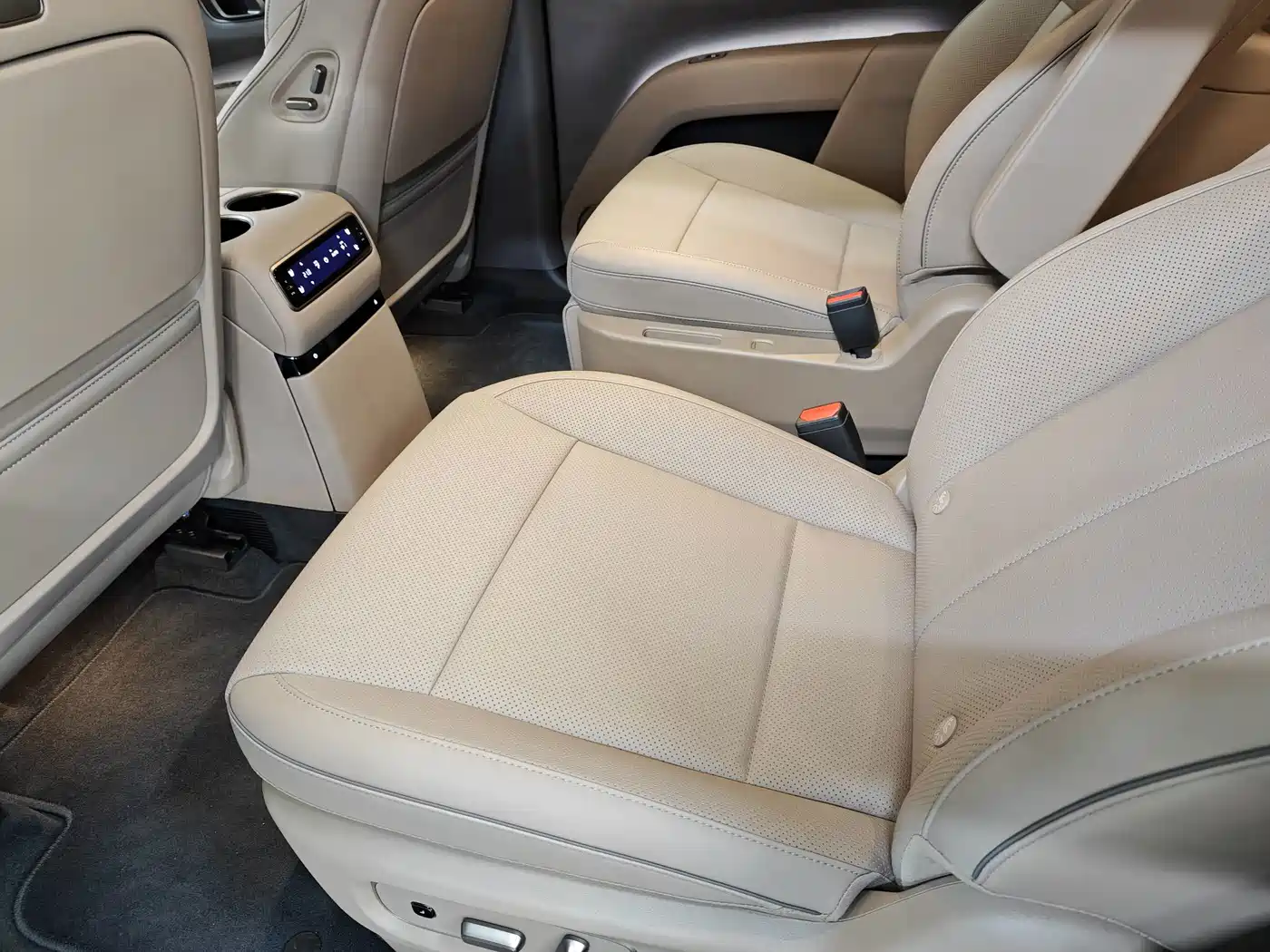 Li Auto Li i8 2026 2025 Standard Edition
