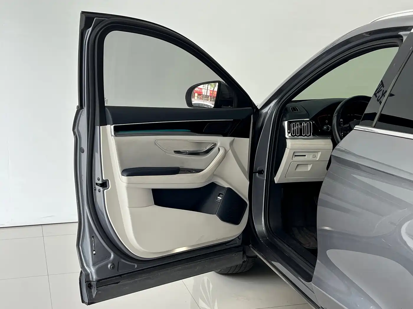 BYD Song PLUS PHEV 2024 2024 Glory Edition DM-i 71km Luxury