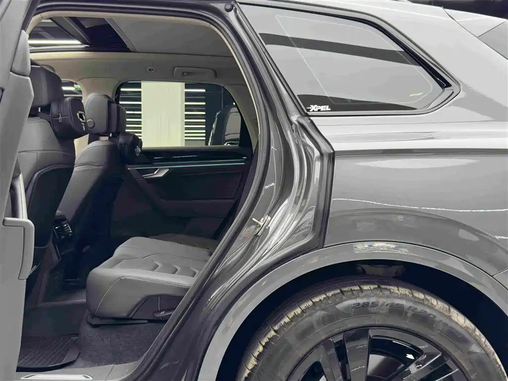 Volkswagen Touareg 2023 2022 3.0TSI Rui Xiang Edition Gloss Black Sport Package