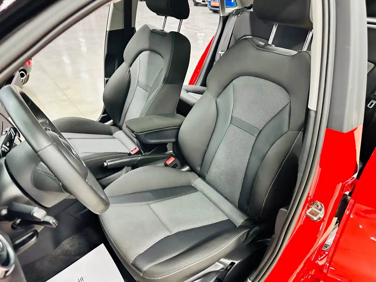 Фото 26 - Audi A1