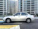 Фото 10 - Hyundai Elantra