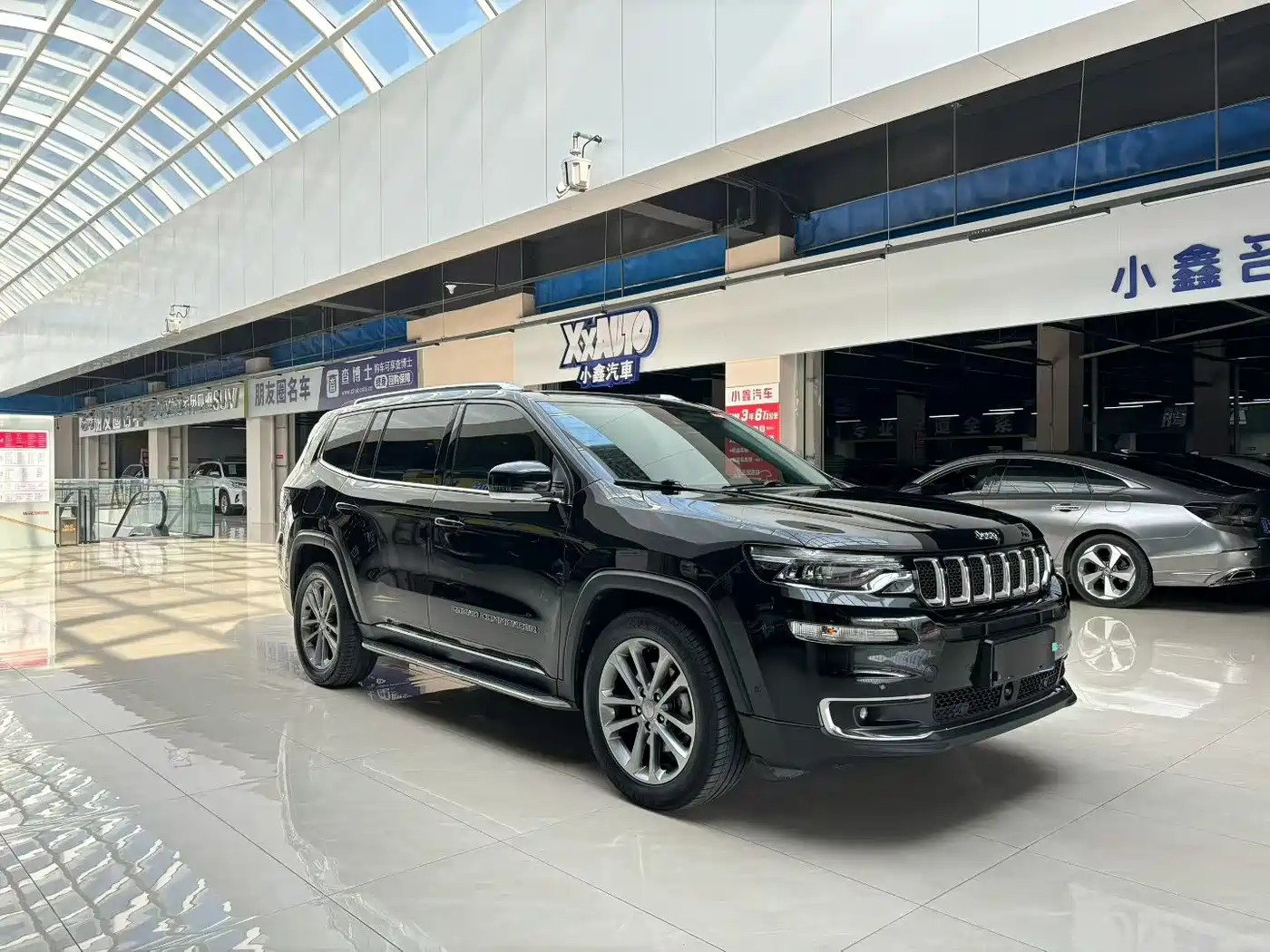 JEEP GRAND COMMANDER