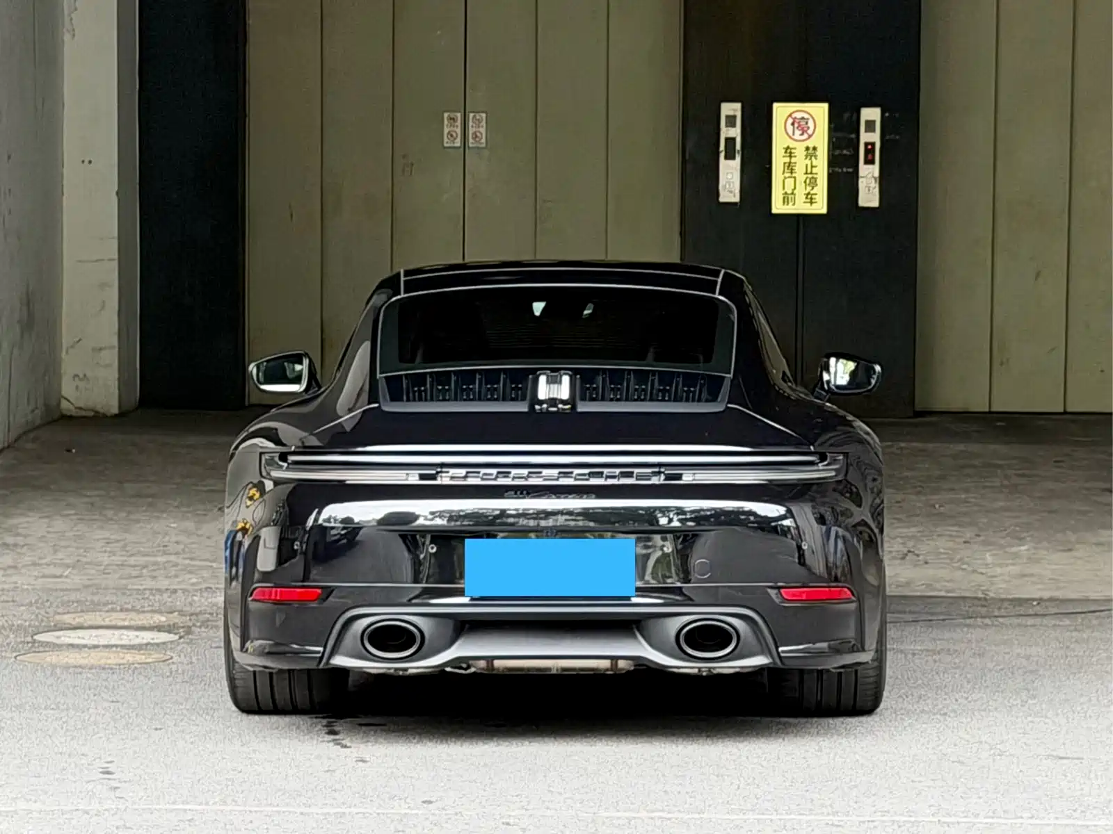 Фото 7 - Porsche 911