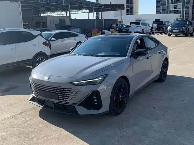 Changan UNI-V 1.5T, Премиум