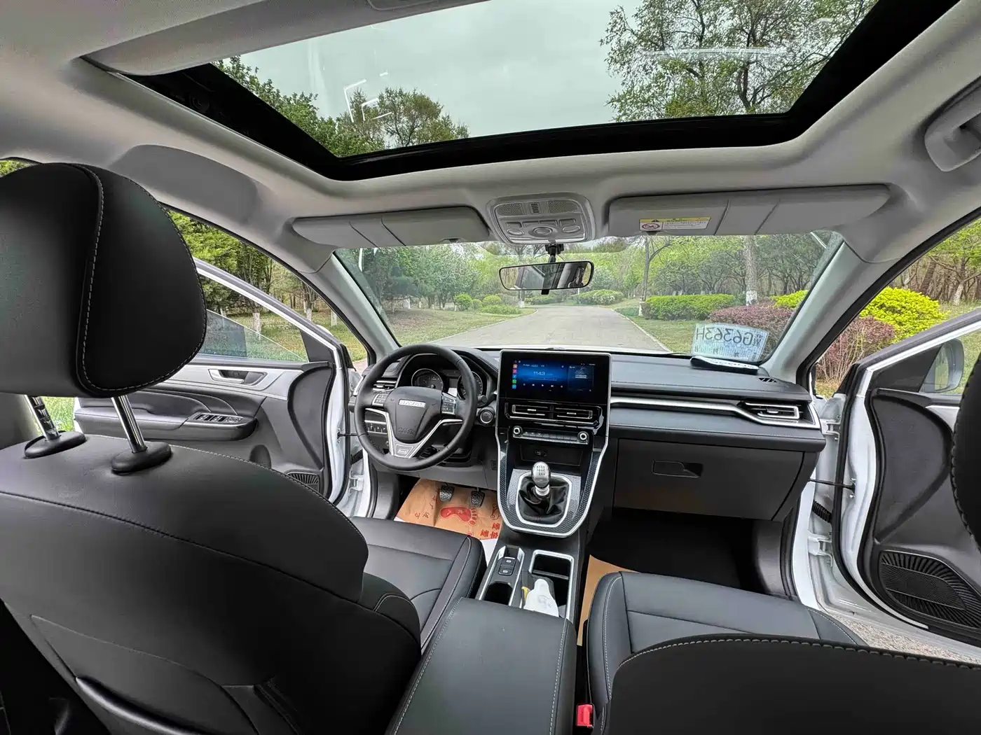 Haval M6 2023 PLUS 1.5T Manual Luxury Smart Connect фото 9