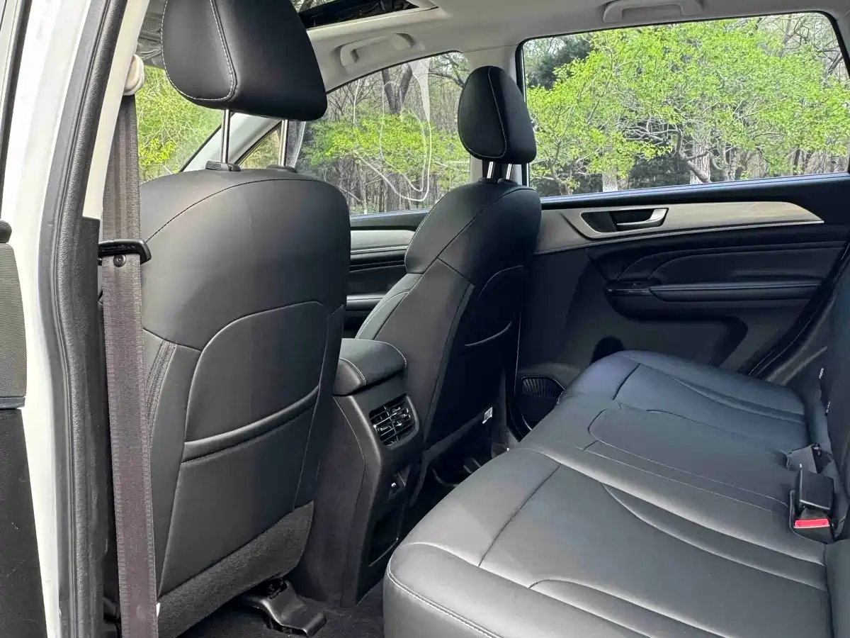 Haval M6 2023 PLUS 1.5T Manual Luxury Smart Connect фото 8