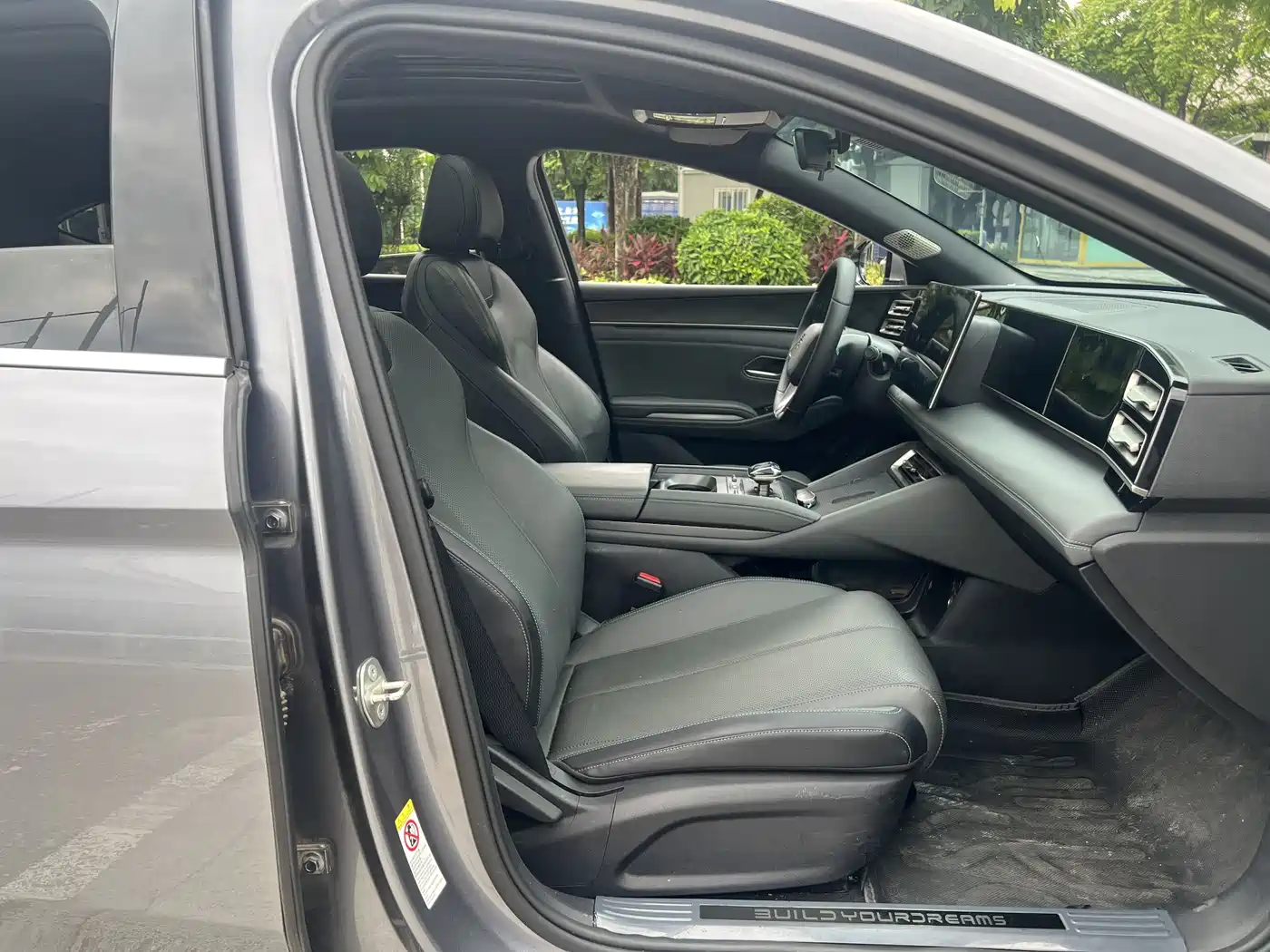 BYD Qin L 2024 2024 DM-i 120KM Superior Edition