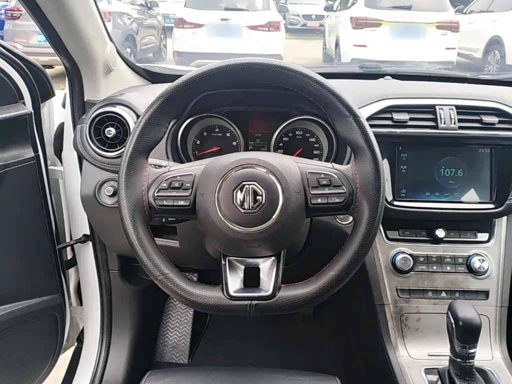 MG Roewe RX5 2019 2019 20T Automatic Luxury Xenon Version
