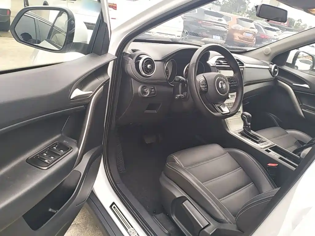 MG Roewe RX5 2019 2019 20T Automatic Luxury Xenon Version