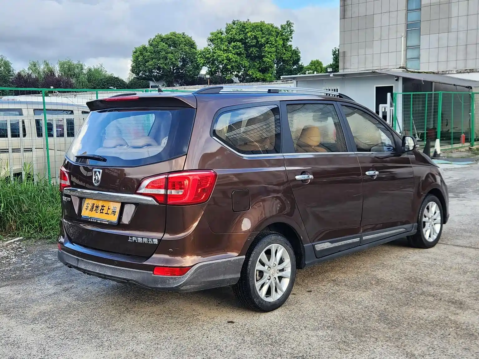 Фото 4 - Baojun 730