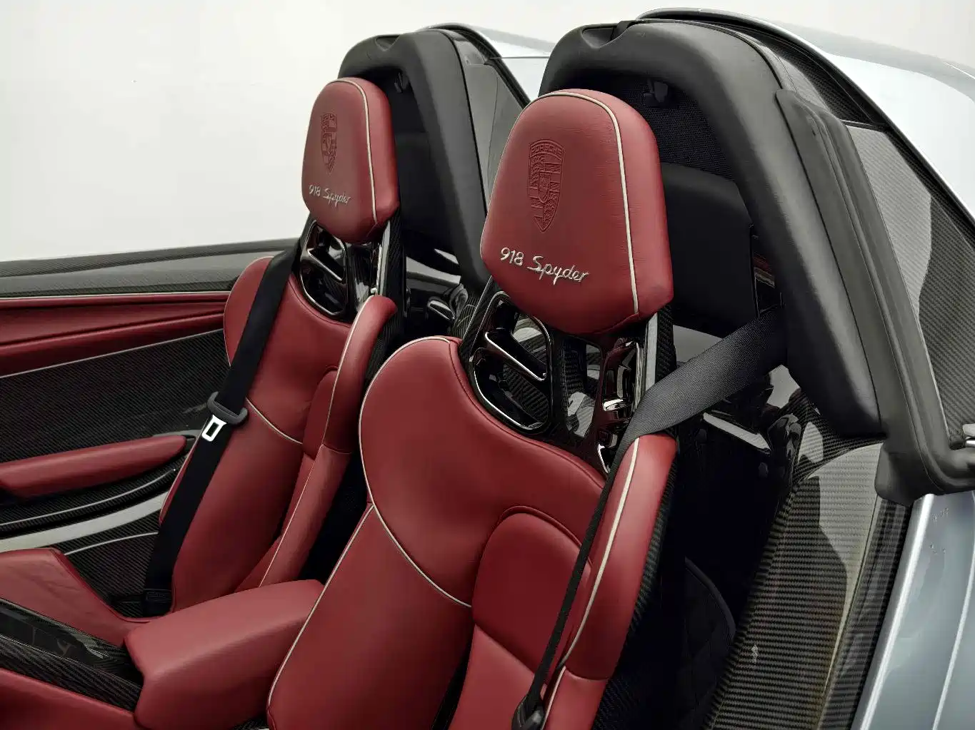Porsche 918 Spyder 2016 2014 4.6L