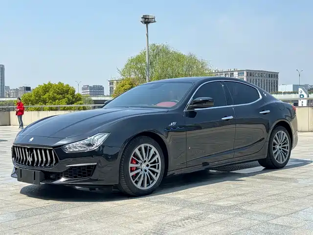 maserati ghibli