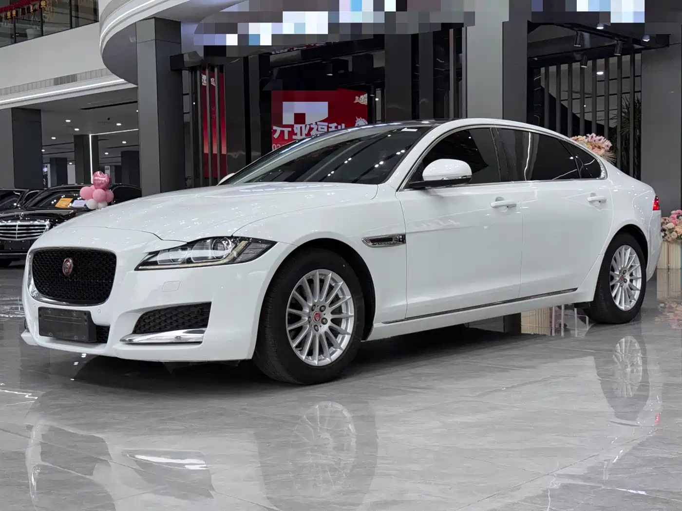 Jaguar XFL 2017 XFL 2.0T 200PS Elegance Edition