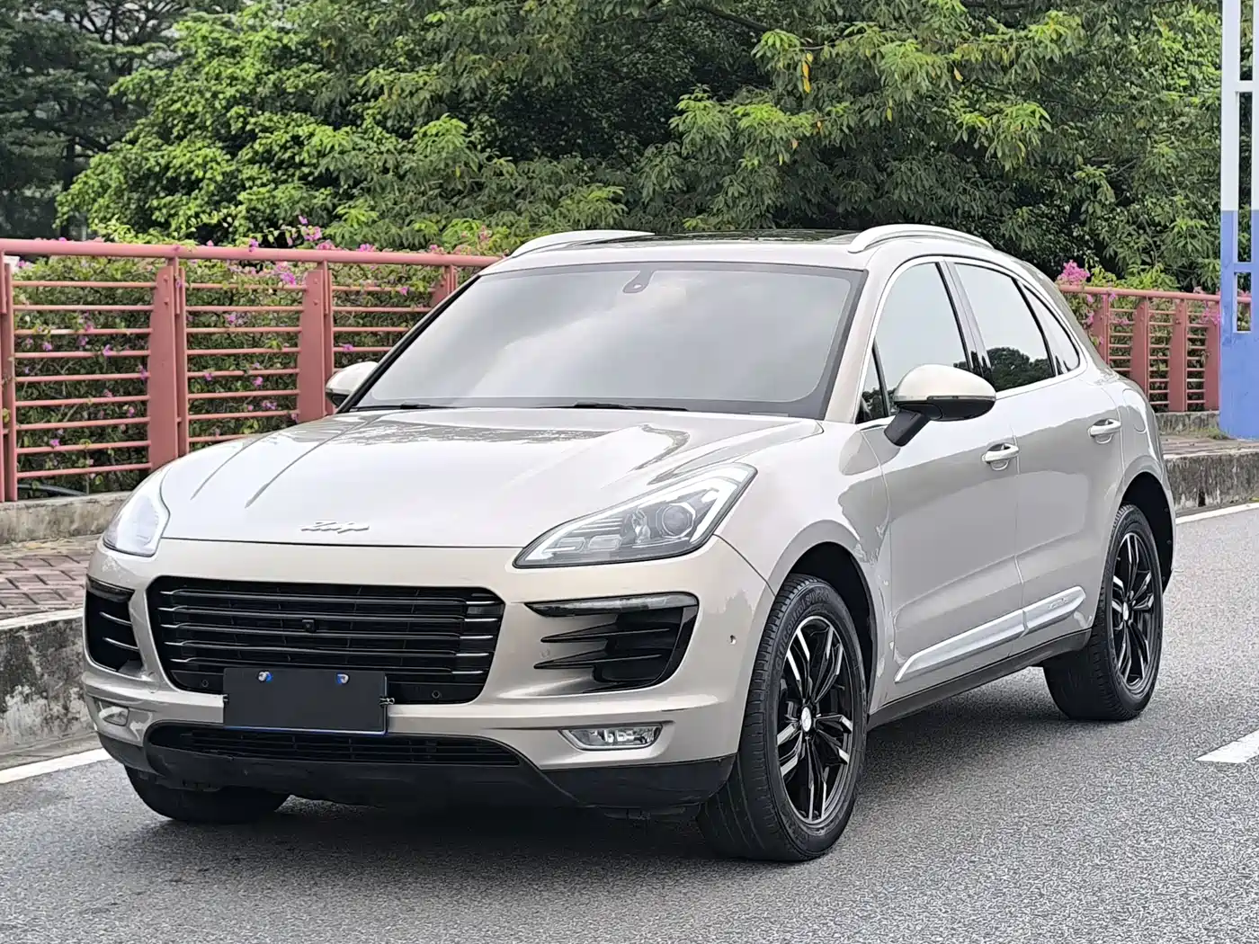 Zotye SR9 2017 2017 2.0T Auto Ultimate Dream Edition