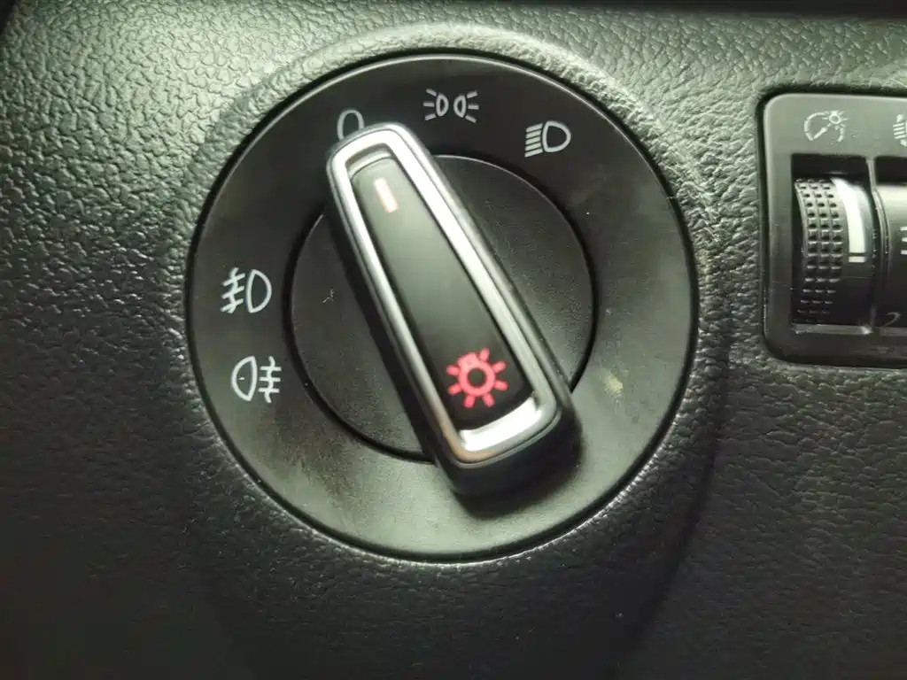 Volkswagen Tiguan 2013 1.8TSI Auto 4WD Luxury фото 21