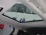 Фото 9 - Roewe iMAX8
