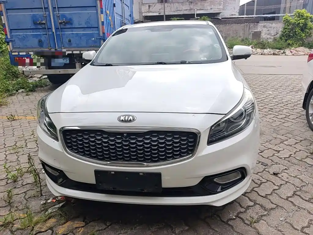 Фото 3 - Kia K4