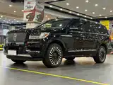 Фото 1 - Lincoln Navigator