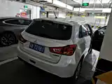 صورة 4 - Mitsubishi ASX