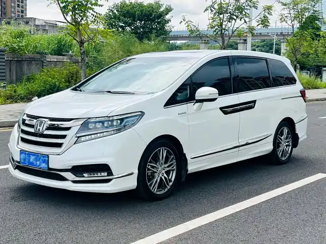 Honda Elysion 2019 2.0L Hybrid Supreme Edition