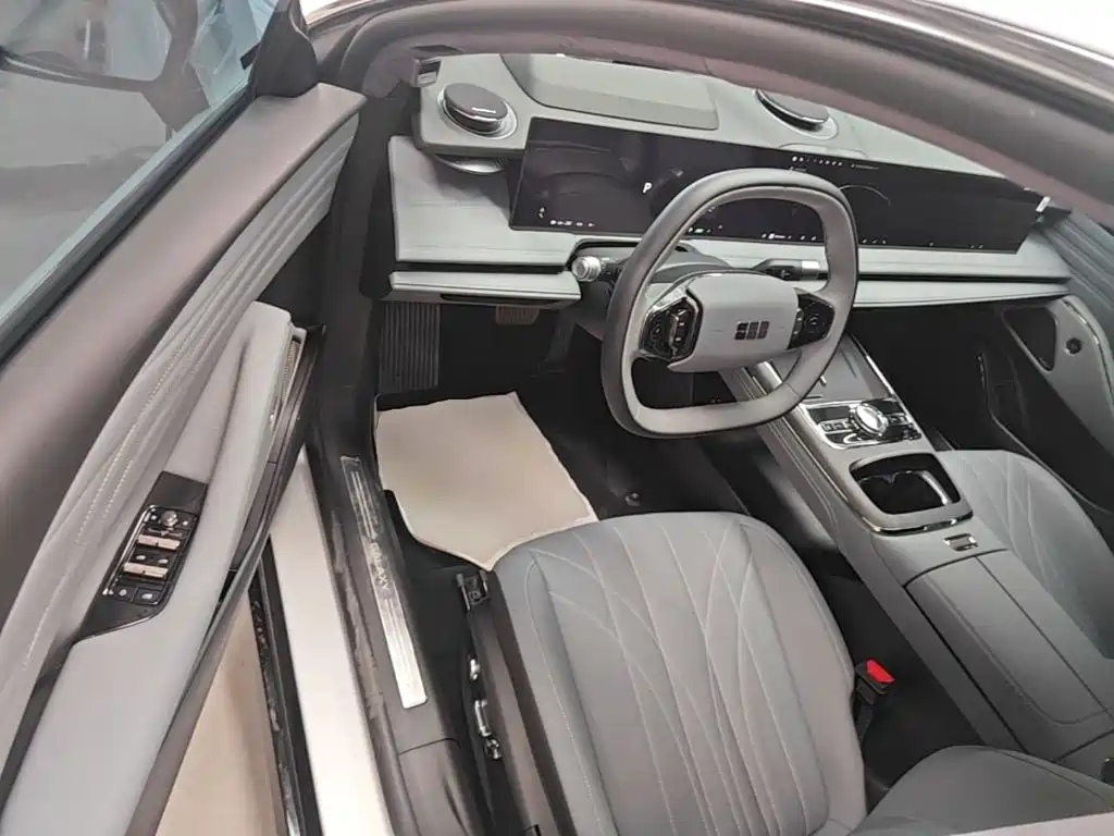 Geely Galaxy Galaxy E8 2025 2025 575km Exploration Smart Drive Edition