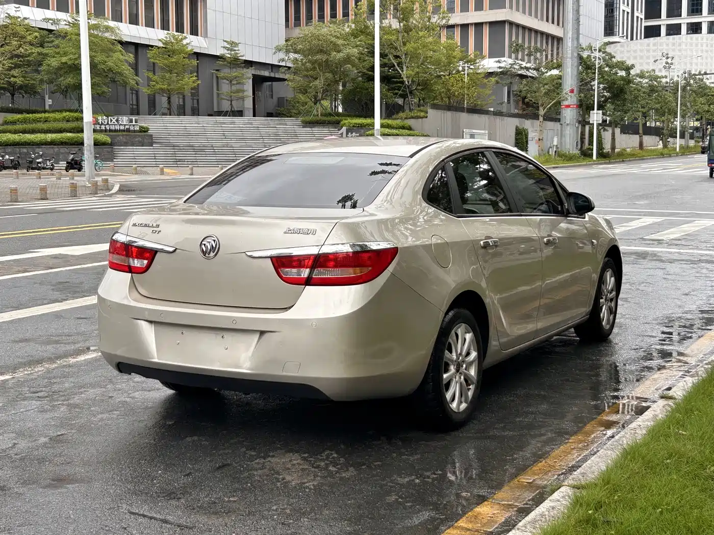 Buick Excelle 2011 2010 GT 1.6L Automatic Fashion Edition