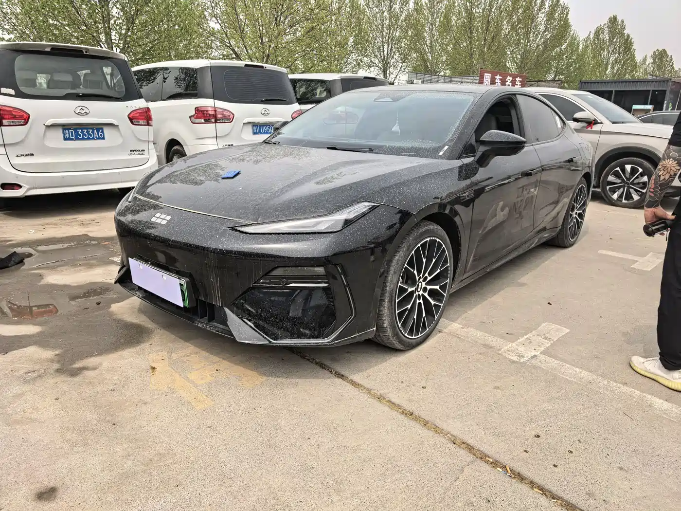 GEELY GALAXY GALAXY E8