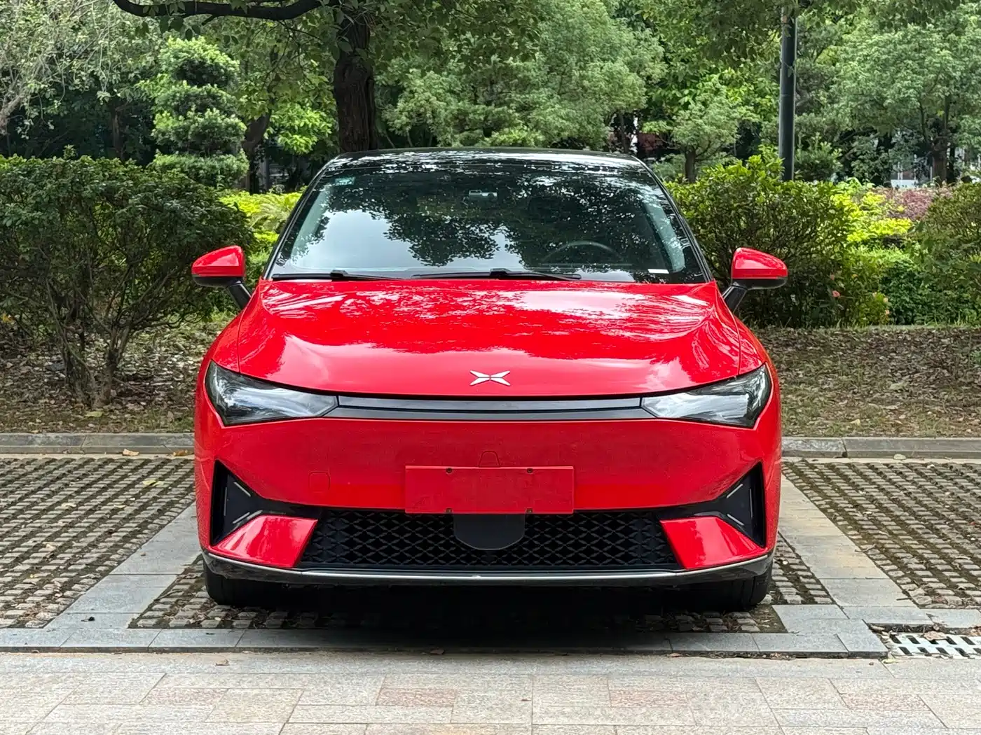 Фото 2 - XPeng P5