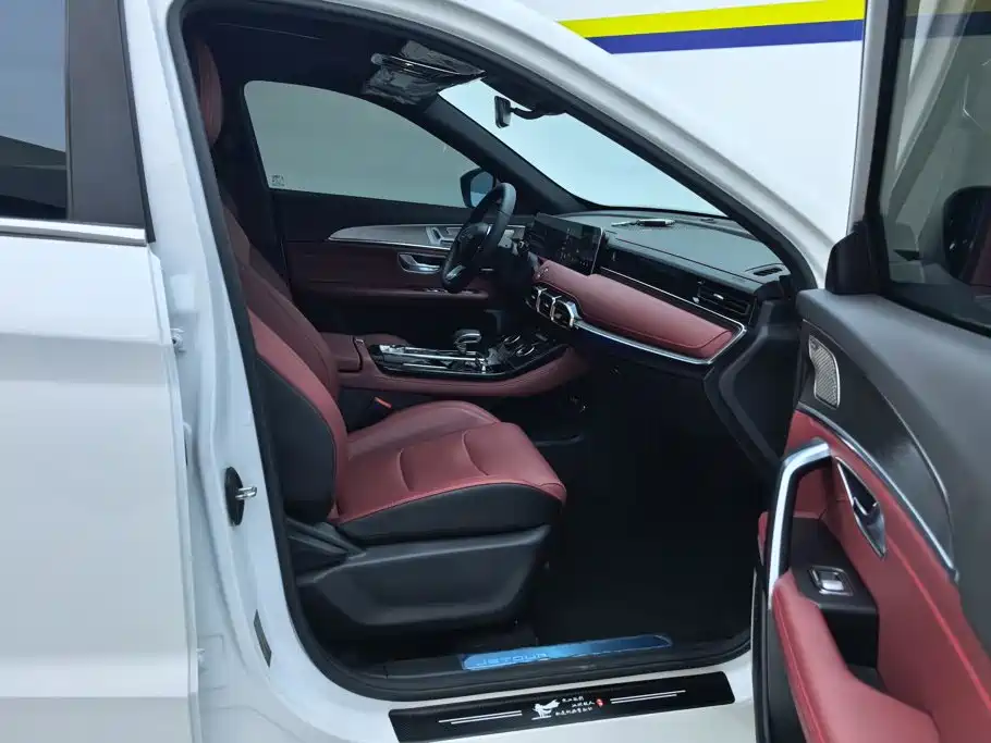 Jetour X70 PLUS 2021 2021 Facelift 1.6T DCT Di 7-seater