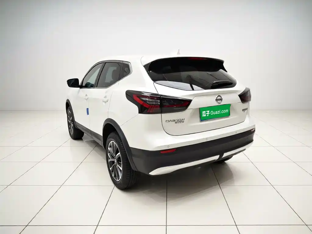 Nissan Qashqai 2025 2025 Facelift Honor 2.0L CVT XV Sincere Edition