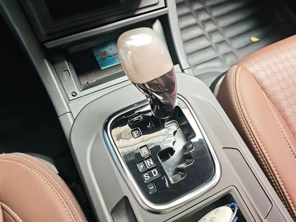BYD S7 2017 2.0T Auto Luxury фото 7
