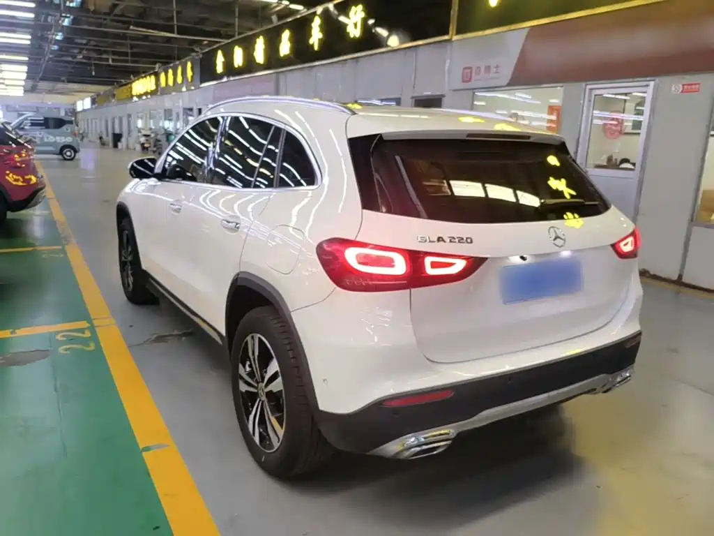 Mercedes-Benz GLA 2023 2023 GLA 220