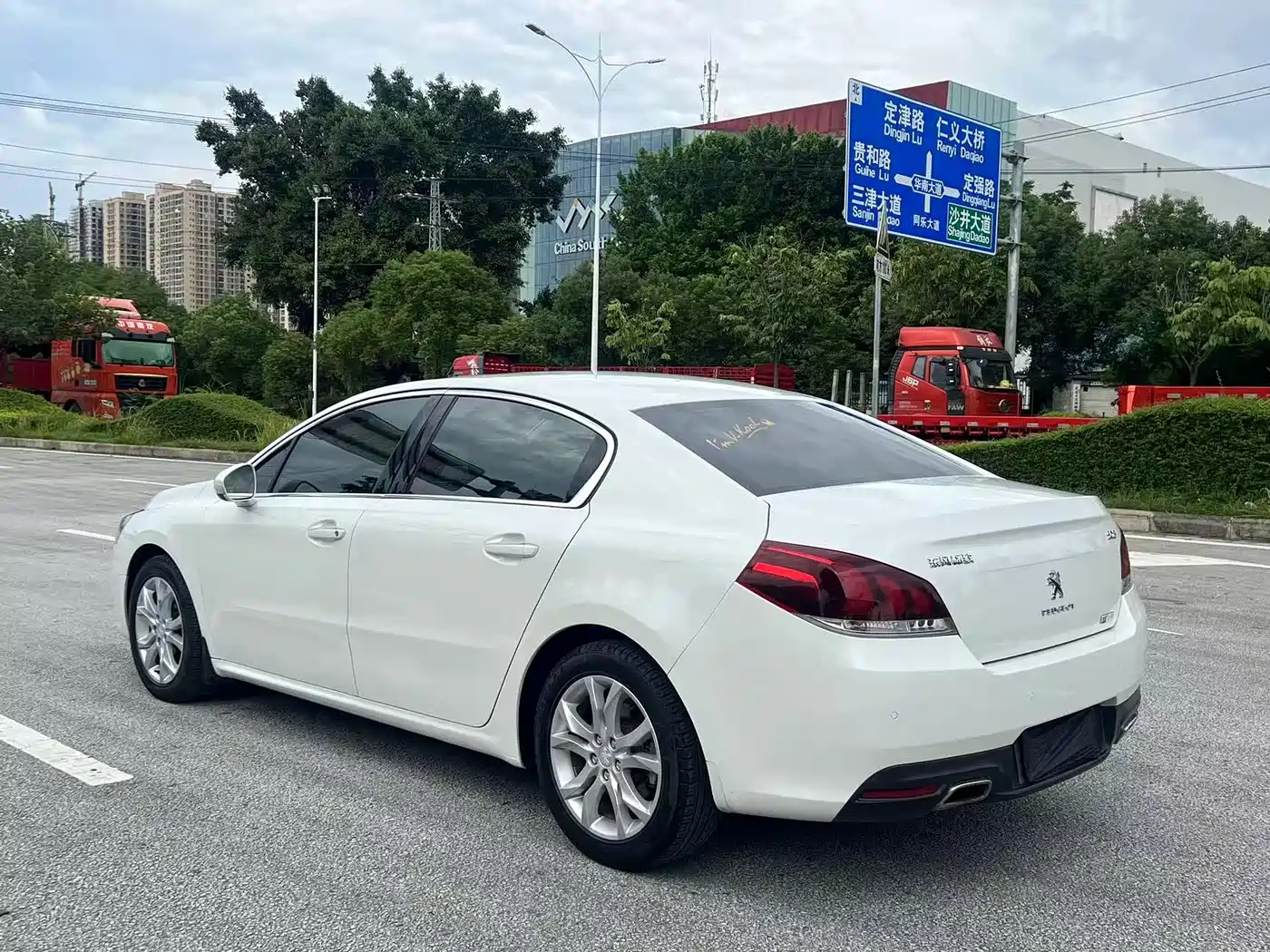 Peugeot 508 2016 2015 1.6THP Auto Excellence Edition