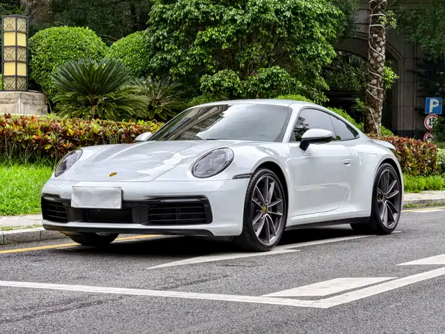 Porsche 911 Carrera 3.0T