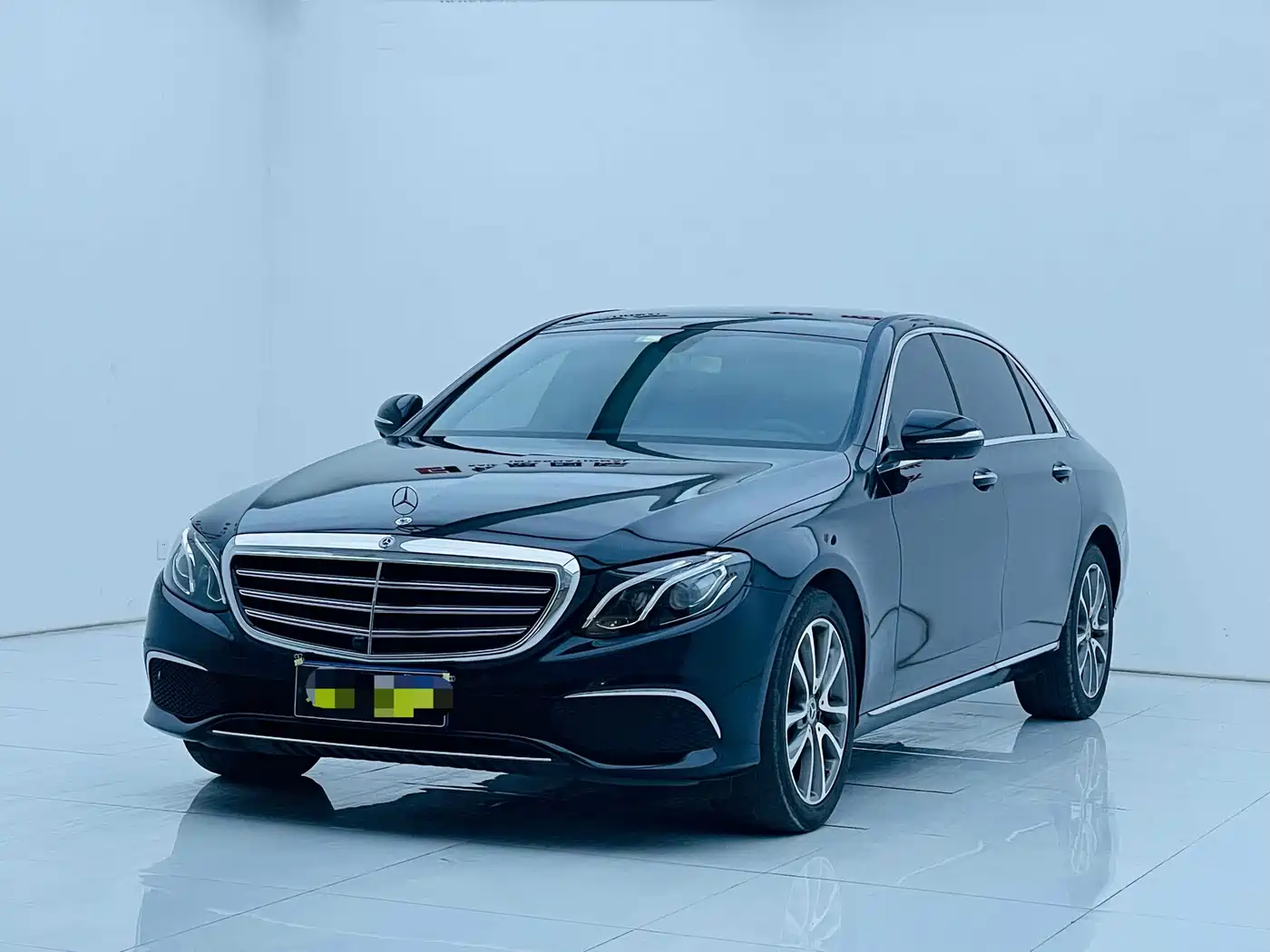 Mercedes-Benz E-Class 2019 E 300 L Luxury