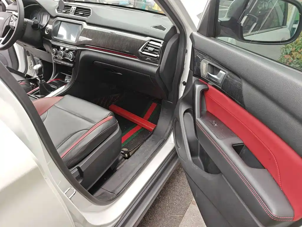 Haval H2 2019 2018 Creation Edition Blue Label 1.5T Manual 2WD Style