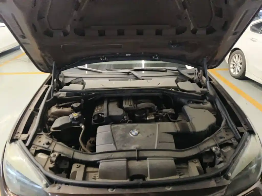 BMW X1 2012 2012 sDrive18i Luxury Model