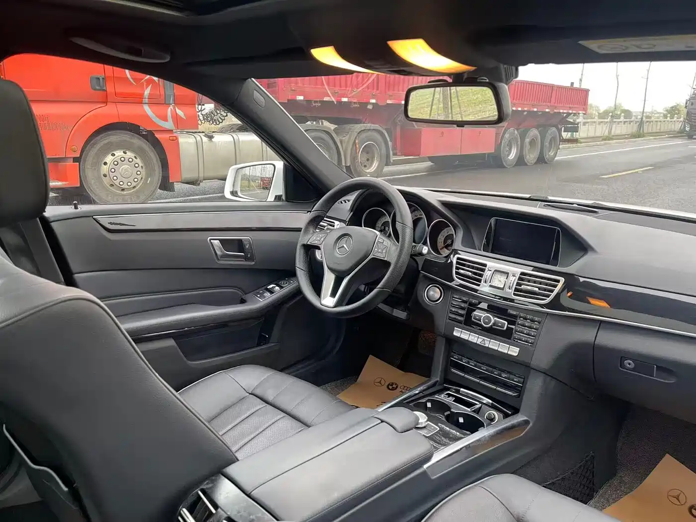 Mercedes-Benz E-Class 2015 E 180 L фото 14