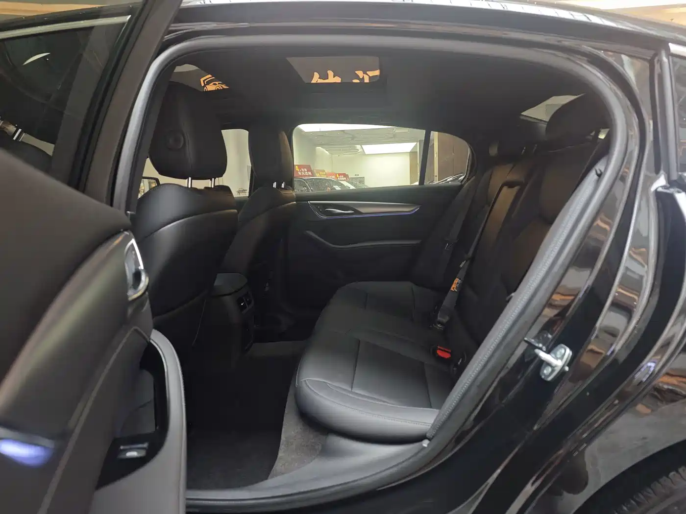 Cadillac CT5 2026 2025 Model 28T Urban Sport Edition